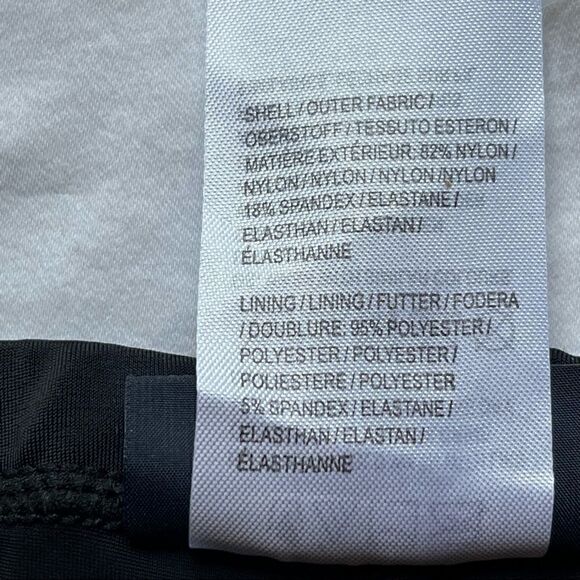 Perona NWT 2 piece swim suit 18W top Blk/grn/ylw fronds, shorts black side ties - Picture 9 of 12